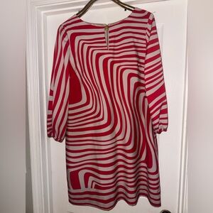 Tahari Arthur S. Levine Red and Tan Swirl Long Sleeve Dress